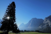 Tag beim Hüttenteam auf der Hochfeldern Alm