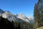 Tag beim Hüttenteam auf der Hochfeldern Alm