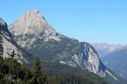 Tag beim Hüttenteam auf der Hochfeldern Alm