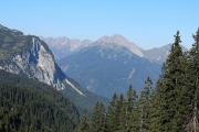 Tag beim Hüttenteam auf der Hochfeldern Alm