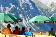 Tag beim Hüttenteam auf der Hochfeldern Alm