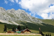 Tag beim Hüttenteam auf der Hochfeldern Alm